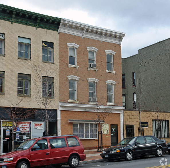 519 State St, Schenectady, NY à louer - Photo du bâtiment - Image 3 de 3