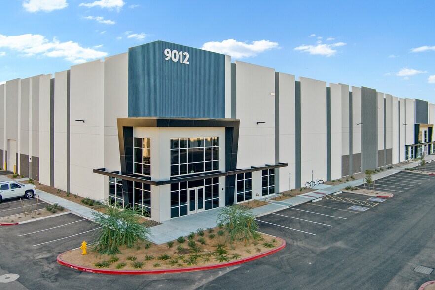 8836 E Ray Rd, Mesa, AZ à louer - Photo du bâtiment - Image 1 de 13
