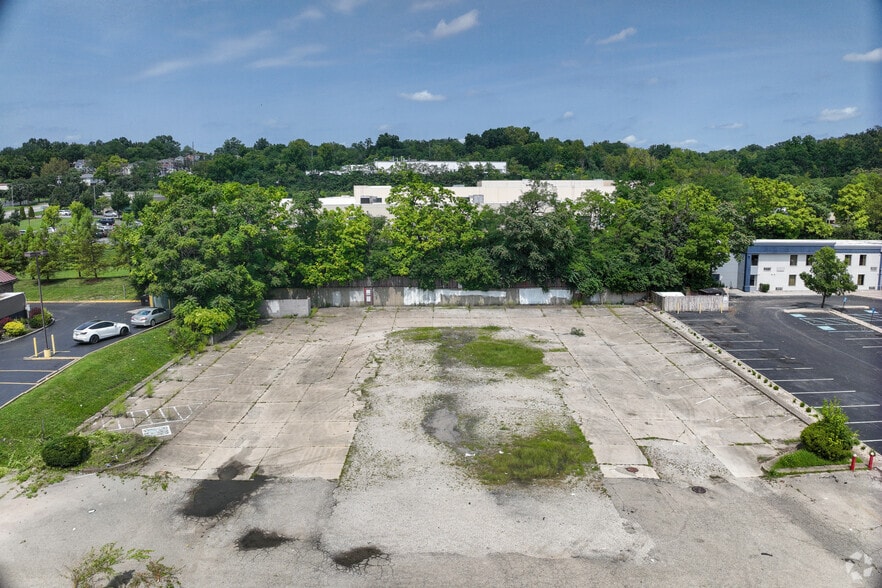 5416 Ridge Ave, Cincinnati, OH for sale - Building Photo - Image 3 of 12