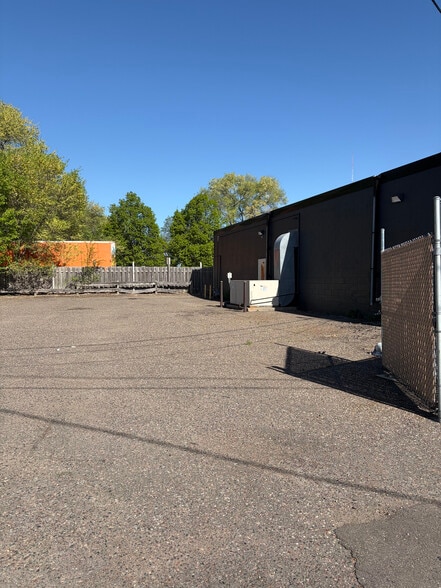 3060 Coon Rapids Blvd NW, Coon Rapids, MN for sale - Building Photo - Image 2 of 16
