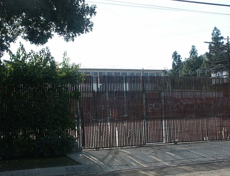 4000-4010 Chevy Chase Dr, Los Angeles, CA à louer - Autre - Image 2 de 6