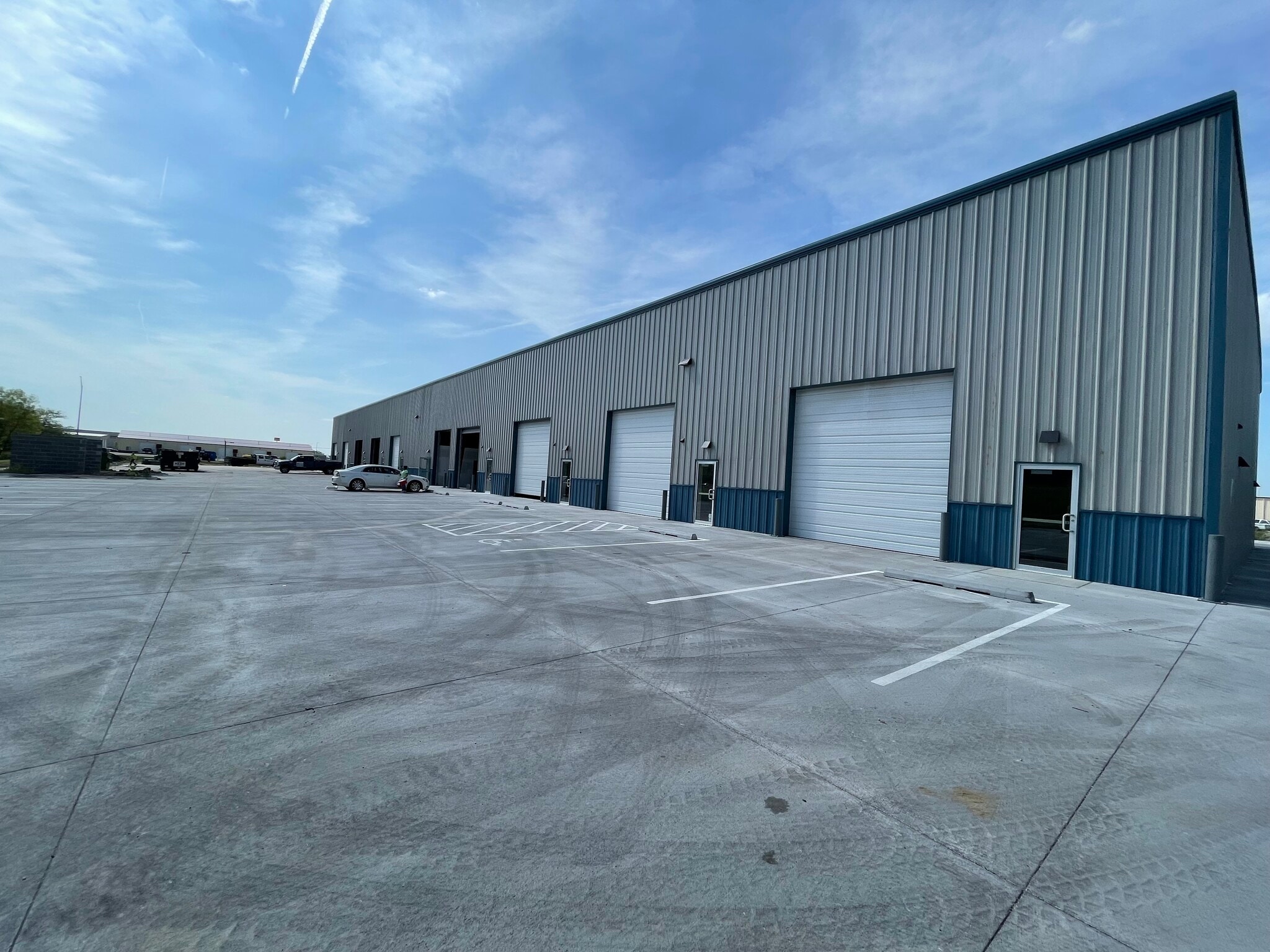 7480 N 56th St, Lincoln, NE for lease Interior Photo- Image 1 of 6