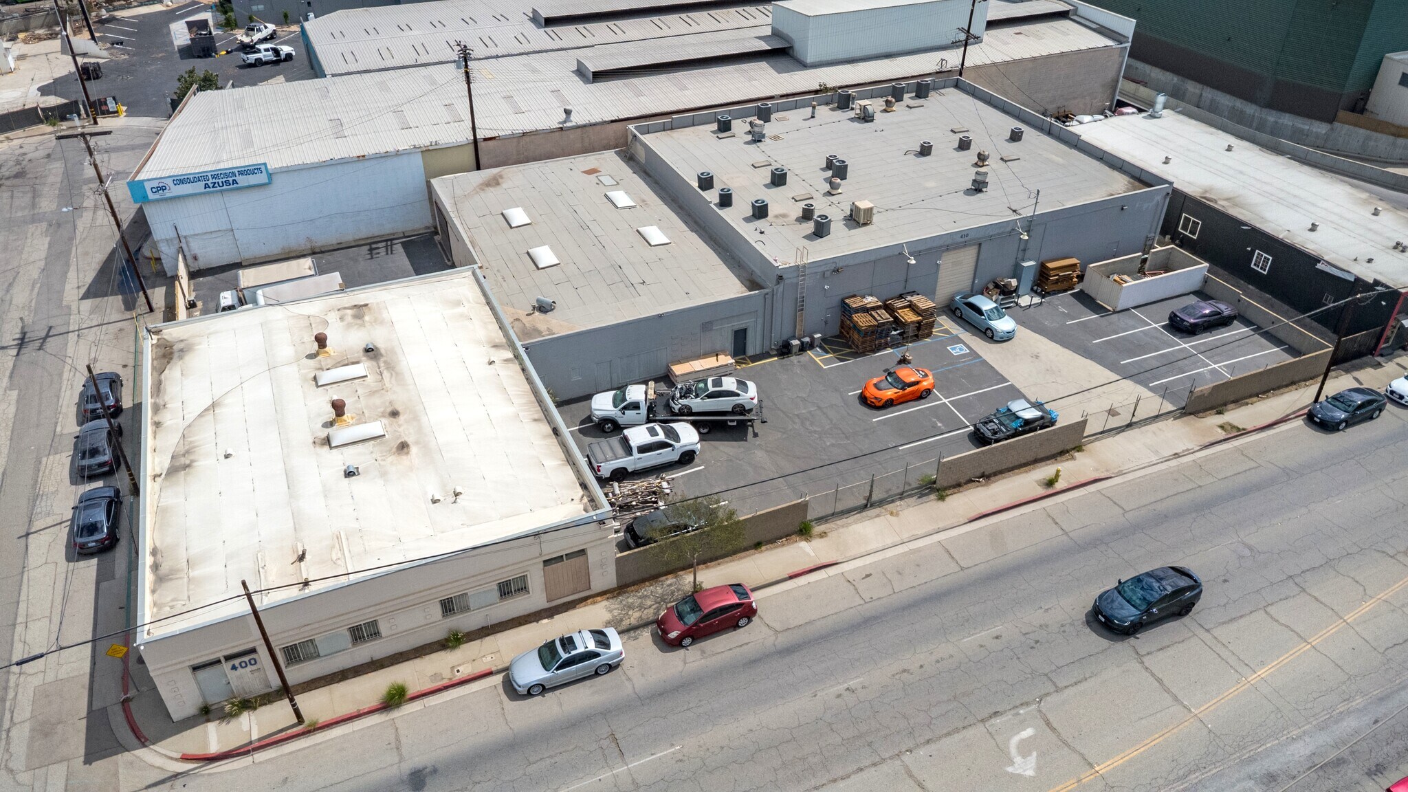 400-410 S Irwindale Ave, Azusa, CA à vendre Photo du bâtiment- Image 1 de 43