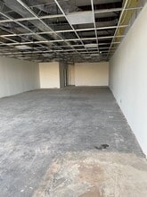 1121-1225 NE Rice Rd, Lee's Summit, MO for lease Building Photo- Image 2 of 3