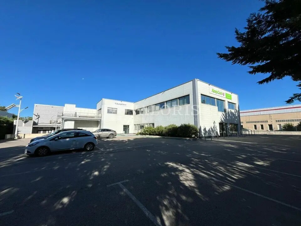 Bureau dans Éguilles à louer Photo du bâtiment- Image 1 de 23