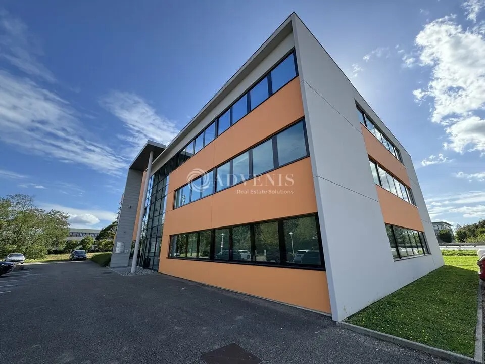 Office in Entzheim for lease Building Photo- Image 1 of 10