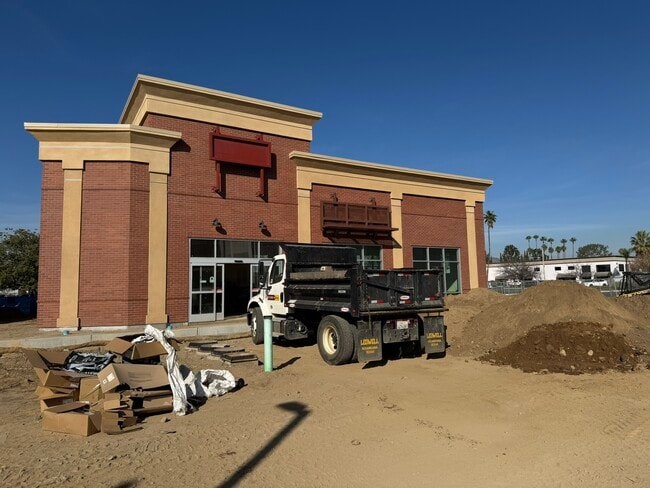 More details for 1590 Magnolia Ave, Corona, CA - Retail for Lease