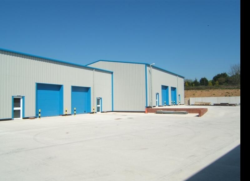 26 Broadley Park Rd, Roborough à vendre - Photo du bâtiment - Image 3 de 3