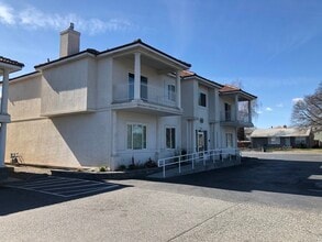 1721 W Kennewick Ave, Kennewick, WA à louer Photo intérieure- Image 1 de 12