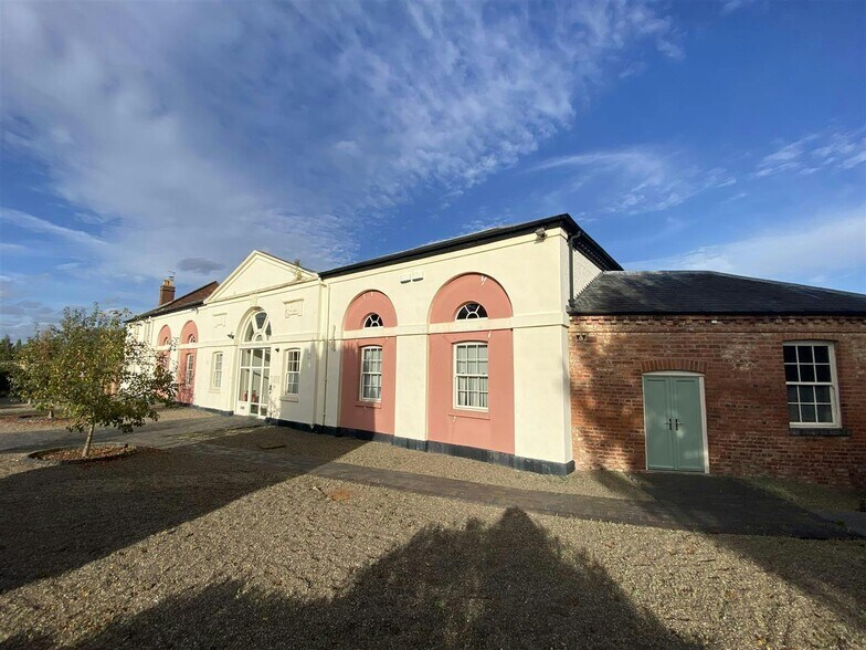 Droitwich Rd, Worcester for lease - Building Photo - Image 3 of 12