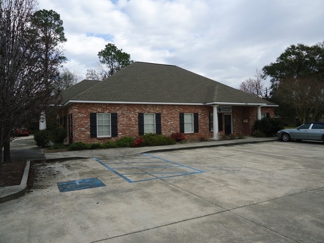 10621 Plaza Americana, Baton Rouge, LA à louer - Photo du bâtiment - Image 3 de 14