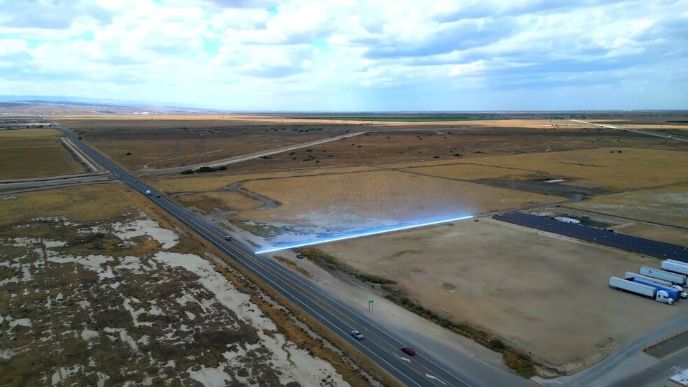 20638 Taft Hwy, Bakersfield, CA à vendre - Vidéo sur l’inscription commerciale - Image 2 de 13