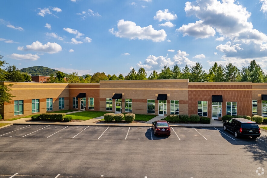 8115 Isabella Ln, Brentwood, TN for lease - Building Photo - Image 3 of 16