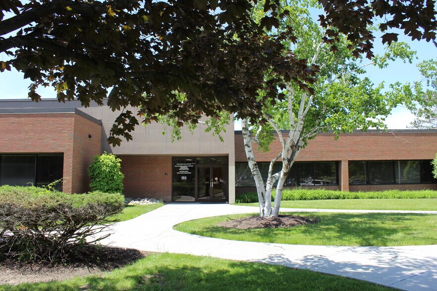 165 Jordan Rd, Troy, NY à louer - Photo du bâtiment - Image 1 de 3