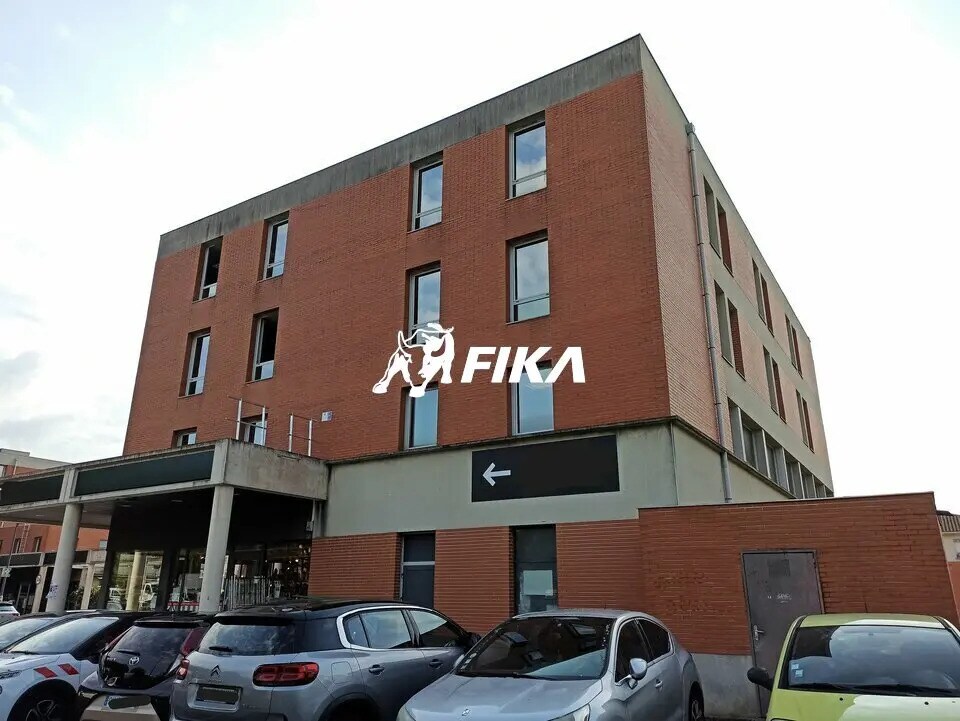 Office in Toulouse for lease Building Photo- Image 1 of 11