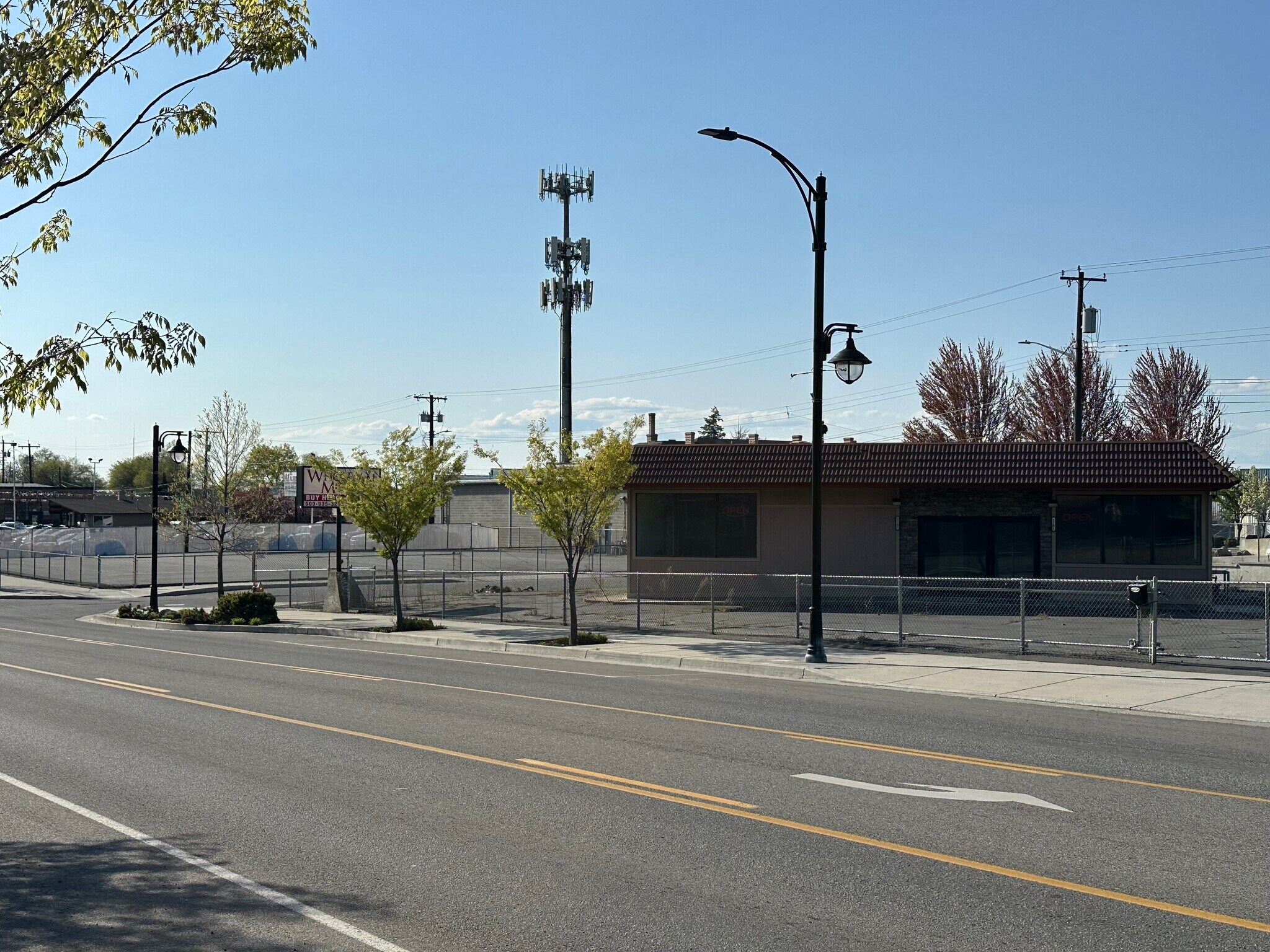 2101 E Sprague Ave, Spokane, WA à vendre Photo du bâtiment- Image 1 de 7