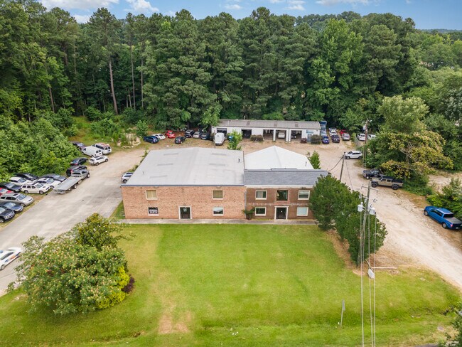More details for 8360 Chapel Hill Rd, Cary, NC - Retail for Sale