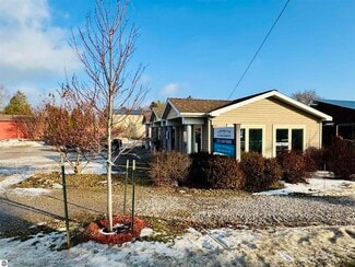 Plus de détails pour 125 Ames St, Elk Rapids, MI - Bureau à louer