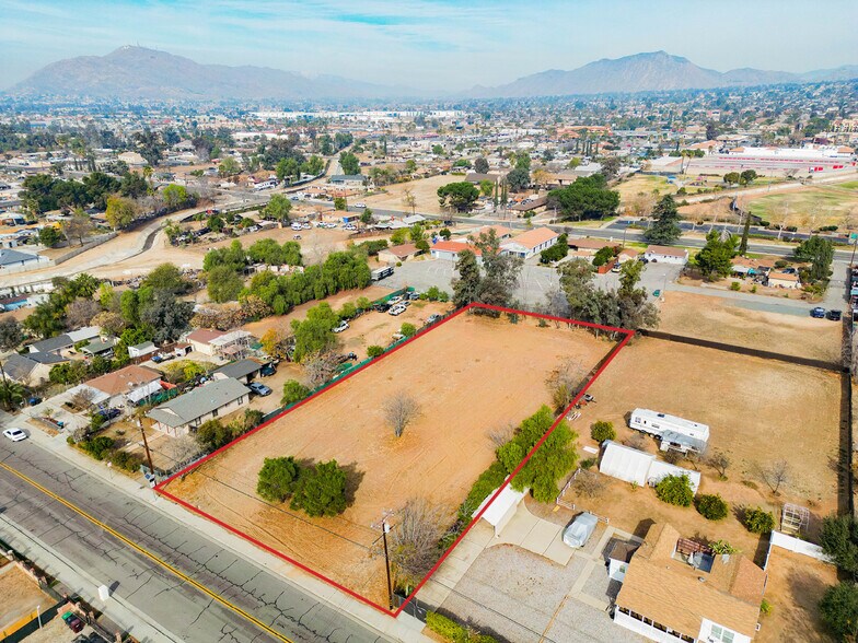 24800 Myers Ave, Moreno Valley, CA for sale - Aerial - Image 1 of 4