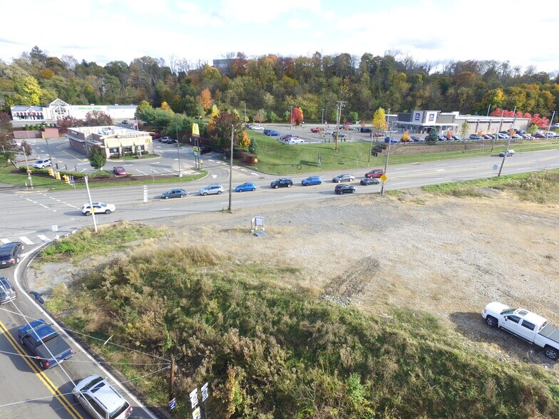 4613 William Flynn Hwy, Allison Park, PA à louer - Photo du bâtiment - Image 2 de 4