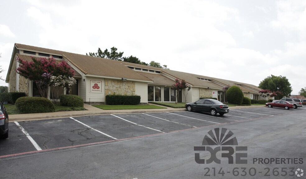 1116-1126 W Pioneer Pky, Arlington, TX à louer - Photo du bâtiment - Image 3 de 57