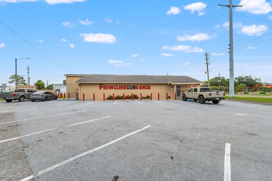 6123 Ridge Rd, Port Richey, FL for sale - Building Photo - Image 1 of 35