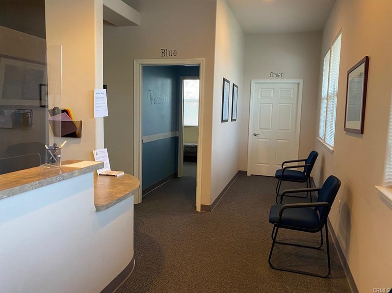 2107 Forest Ave, Chico, CA à vendre - Photo intérieure - Image 3 de 22