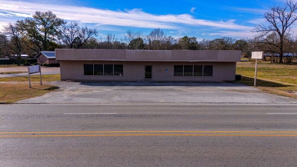 310 E Denman Ave, Lufkin, TX for sale - Building Photo - Image 1 of 1