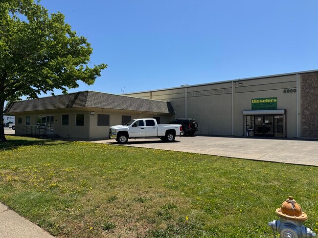 Plus de détails pour 5900 Warehouse Way, Sacramento, CA - Industriel à louer