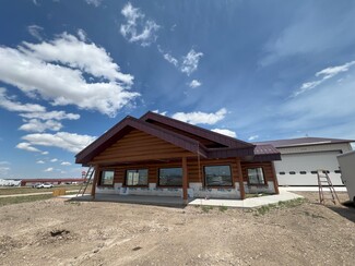 Plus de détails pour 4703 I-90 Service rd, Box Elder, SD - Industriel à louer