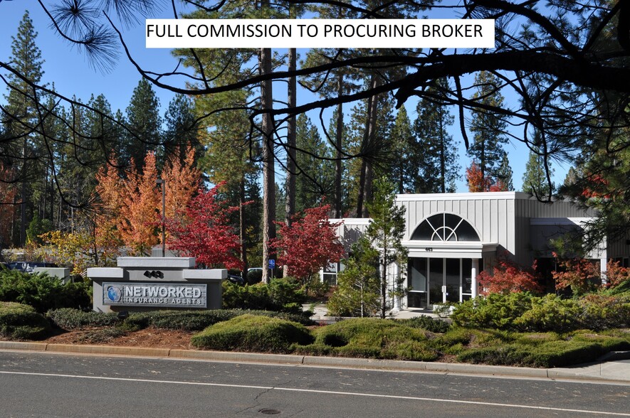 443 Crown Point Cir, Grass Valley, CA for lease - Building Photo - Image 1 of 5