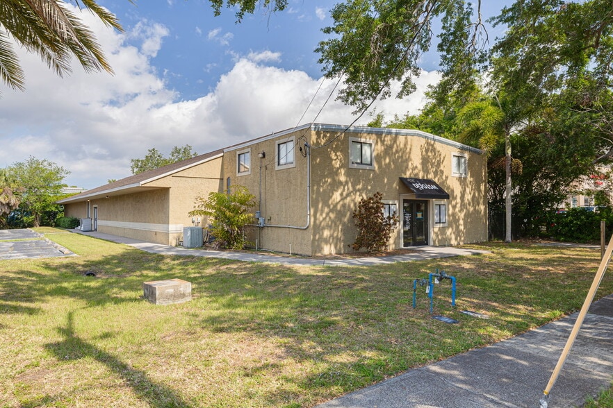 110 Pine Ave, Oldsmar, FL for sale - Building Photo - Image 2 of 26