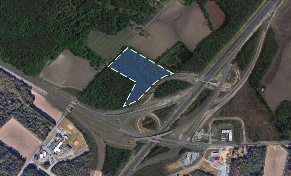 Dunn Road, Eastover, NC à vendre - Photo principale - Image 2 de 4