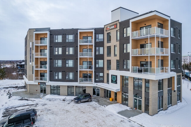 Plus de détails pour 20805 De La Cote N, Boisbriand, QC - Bureau/Commerce de détail à louer