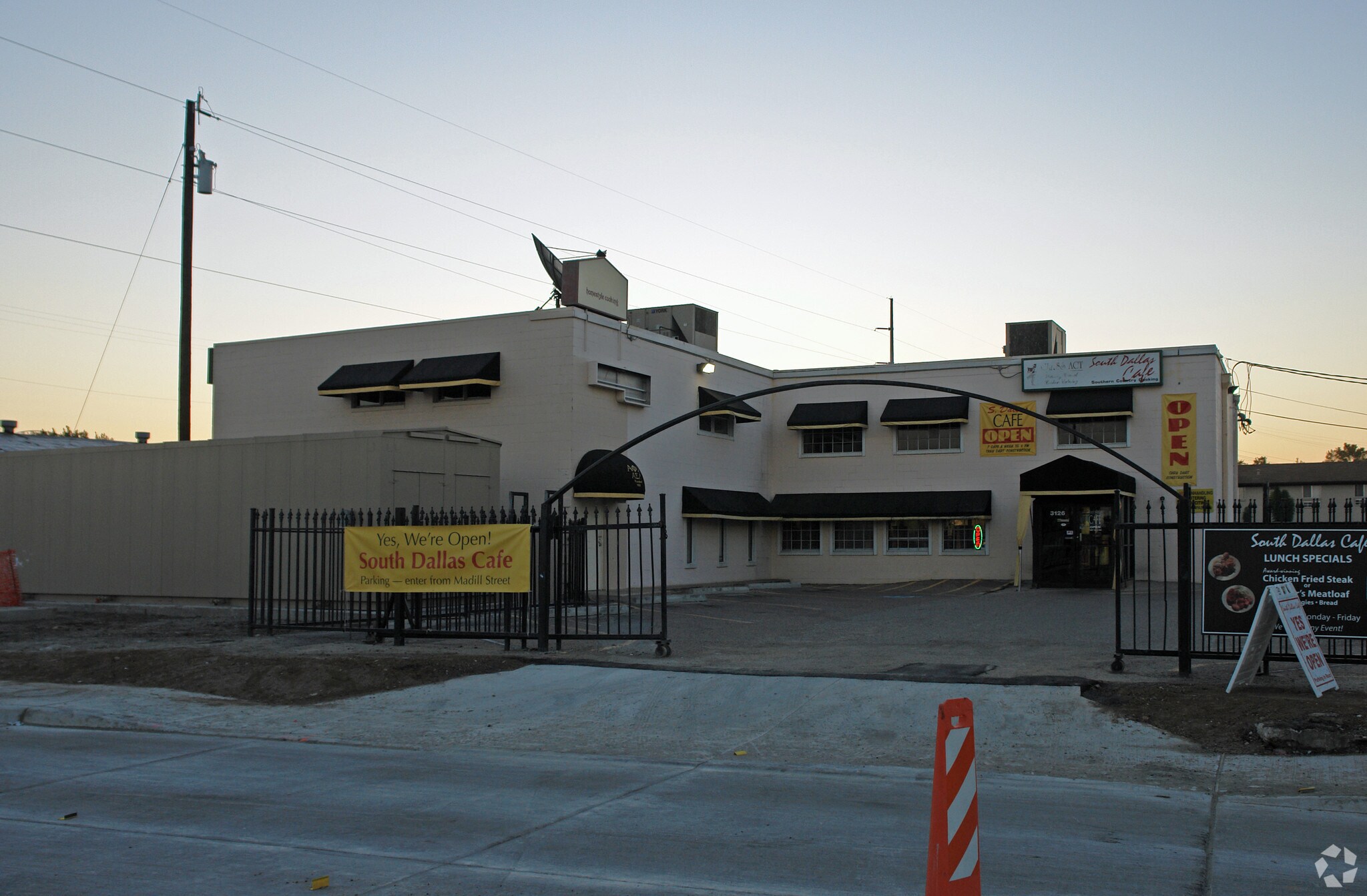 3126 Al Lipscomb Way, Dallas, TX à vendre Photo principale- Image 1 de 3