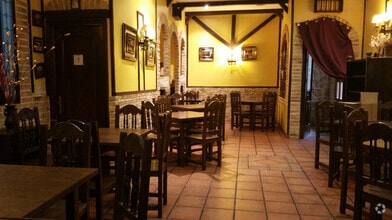 Retail in Ávila, Ávila for lease Interior Photo- Image 2 of 8