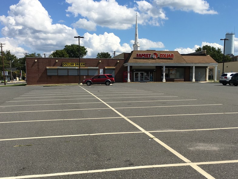 110 5th & Griffith Ave St, Salem, NJ for lease - Building Photo - Image 2 of 9