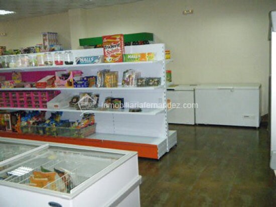 Commerce de détail dans Cáceres à vendre - Photo du bâtiment - Image 2 de 16