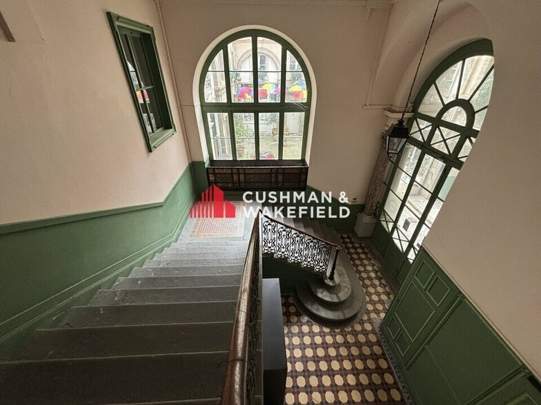 9 Rue Saint Antoine Du T, Toulouse for lease - Interior Photo - Image 3 of 10