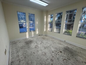 611 W Bay St, Tampa, FL for lease Interior Photo- Image 2 of 2
