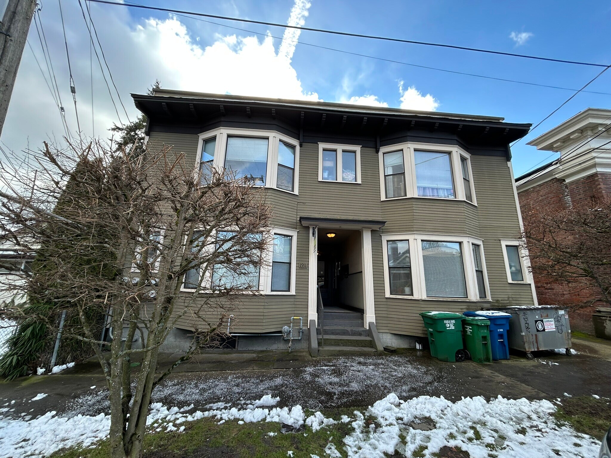 1911 E Roy St, Seattle, WA for sale Building Photo- Image 1 of 1