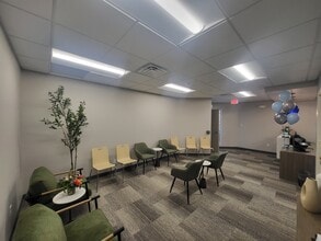 12208-12210 W 87th Street Pky, Lenexa, KS for lease Building Photo- Image 2 of 5