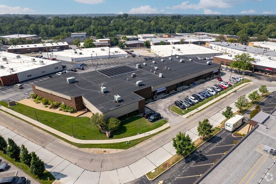 1201 Hanley Industrial Ct, Brentwood, MO à vendre - Photo du bâtiment - Image 2 de 10