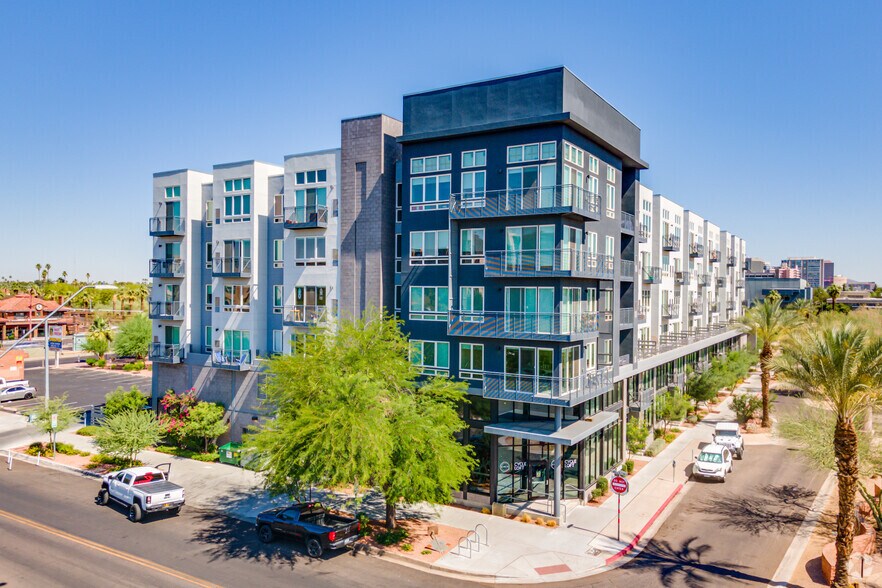 1505 N Central Ave, Phoenix, AZ à louer - Photo principale - Image 1 de 101