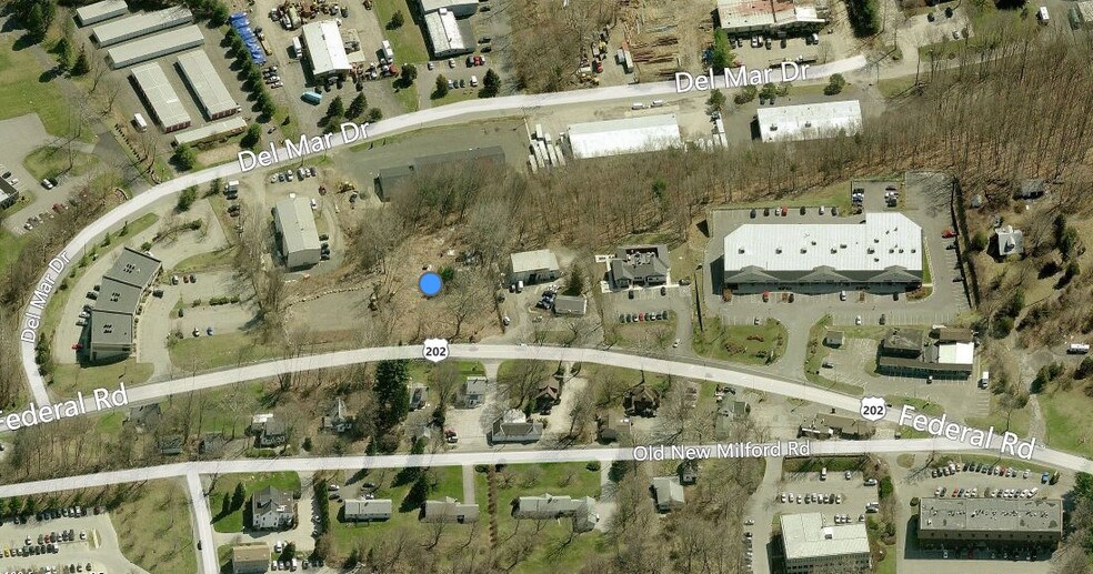 337 Federal Rd, Brookfield, CT à vendre - Photo du bâtiment - Image 2 de 3