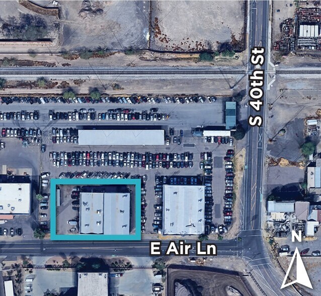 3948 E Air Ln, Phoenix, AZ à louer - Photo du bâtiment - Image 3 de 5