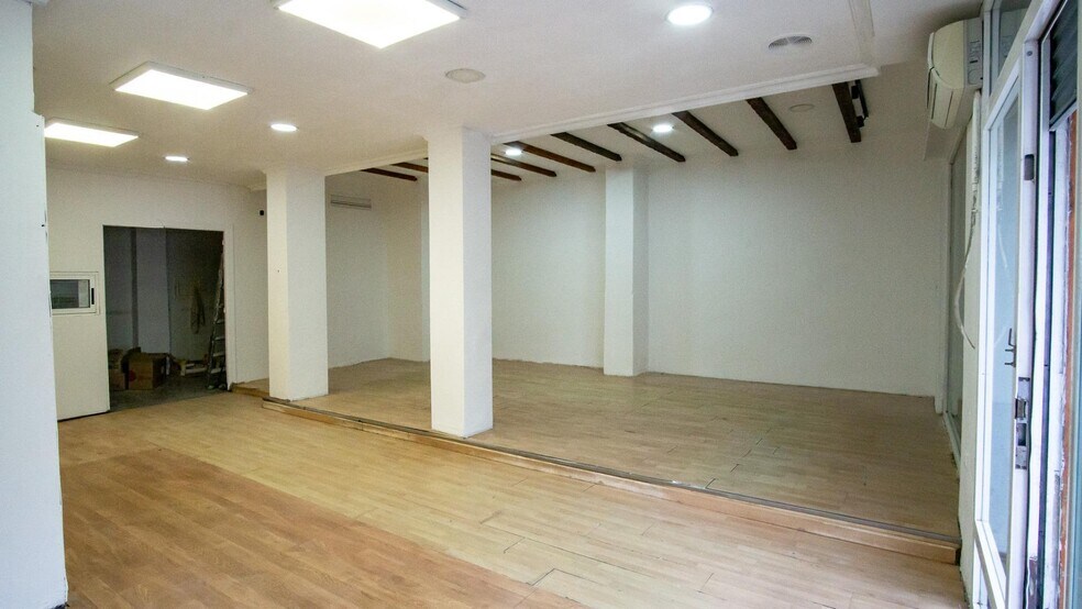 Retail in Petrer, Alicante for sale - Interior Photo - Image 3 of 6