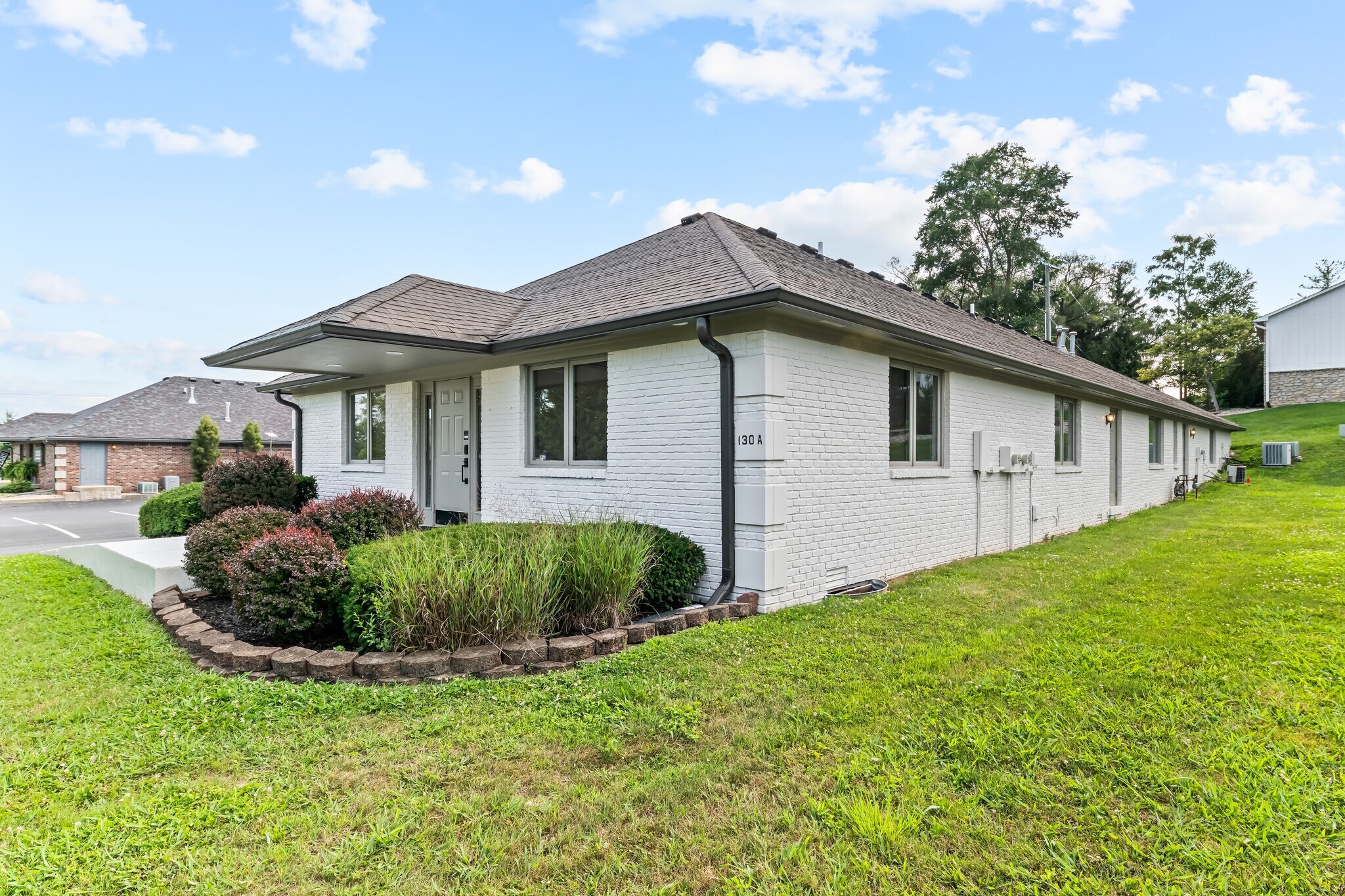 130 Fairway Lakes Dr, Franklin, IN à vendre Photo du bâtiment- Image 1 de 56