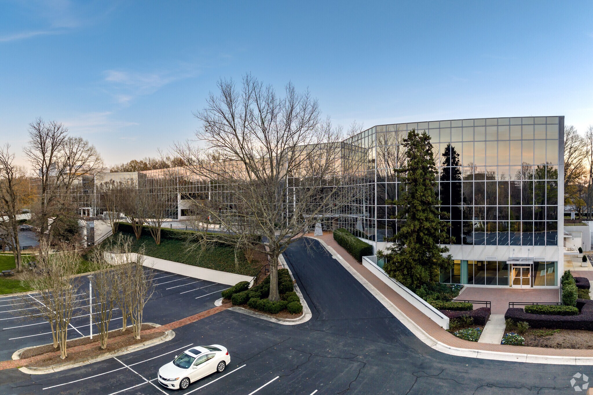 2101 Rexford Rd, Charlotte, NC à louer Photo principale- Image 1 de 26