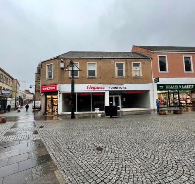 4-6 Portland St, Kilmarnock for lease - Building Photo - Image 2 of 3